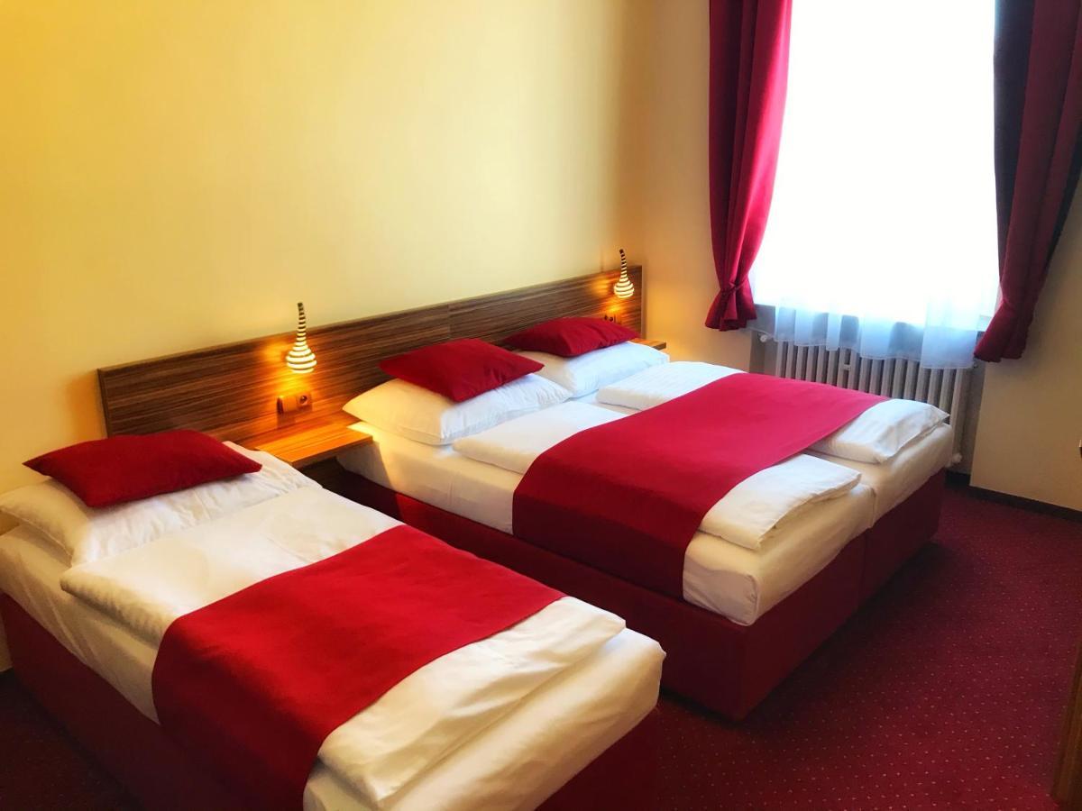 פלזן Hotel Continental מראה חיצוני תמונה