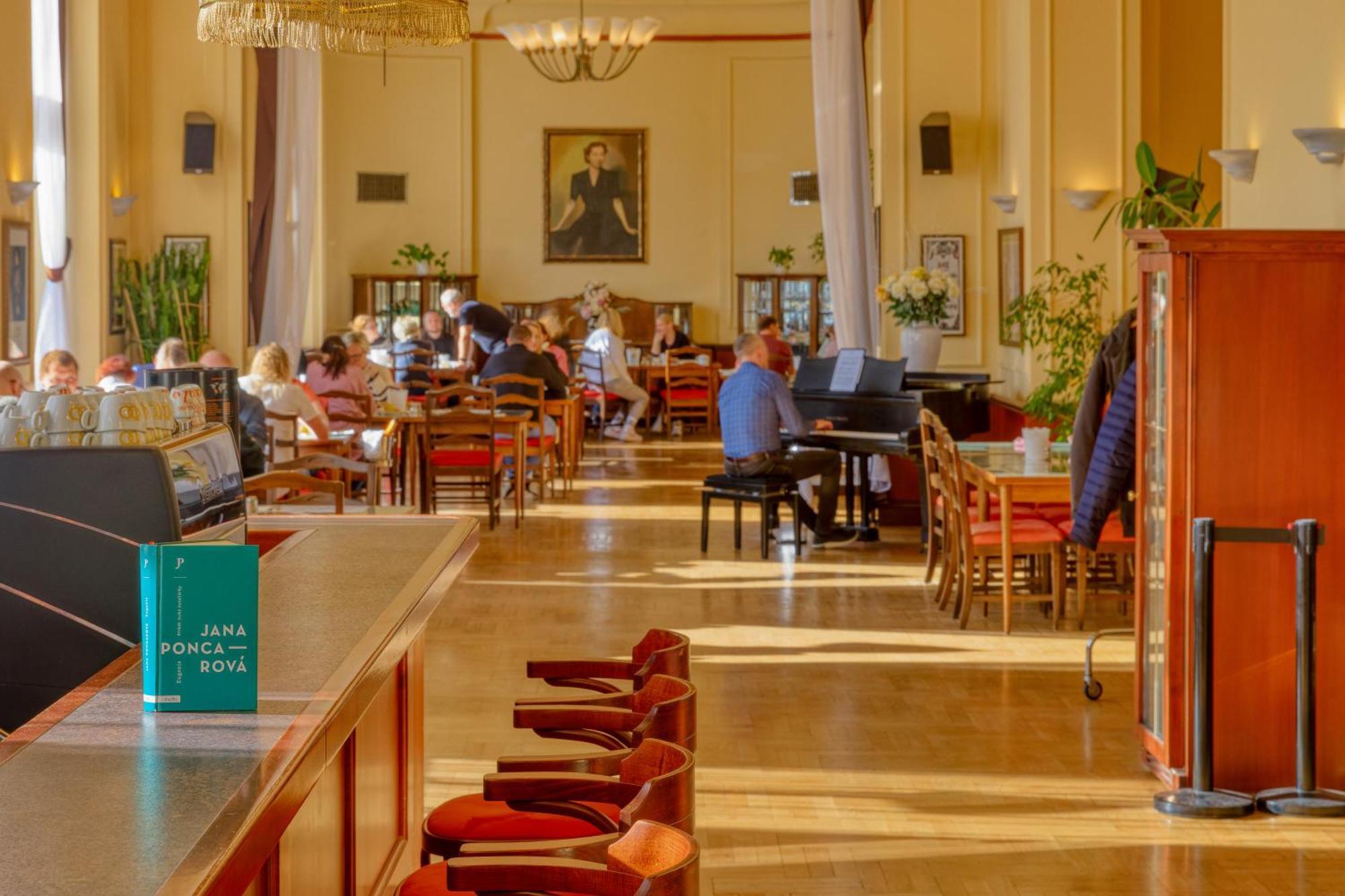 פלזן Hotel Continental מראה חיצוני תמונה